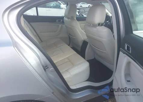 2009 Lincoln Mks z USA, uszkodzony, nr VIN 1LNHM93R49G612336